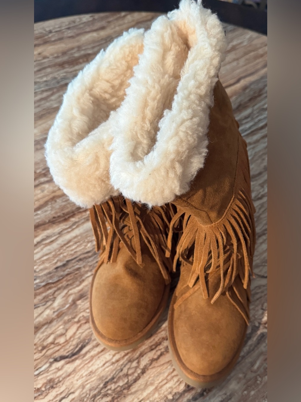 New Madden Girl Women’s Tan Fringe Winter Boot with Cream Faux Fur Lining - 8M